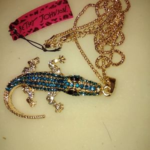 Betsey Johnson blue alligator necklace